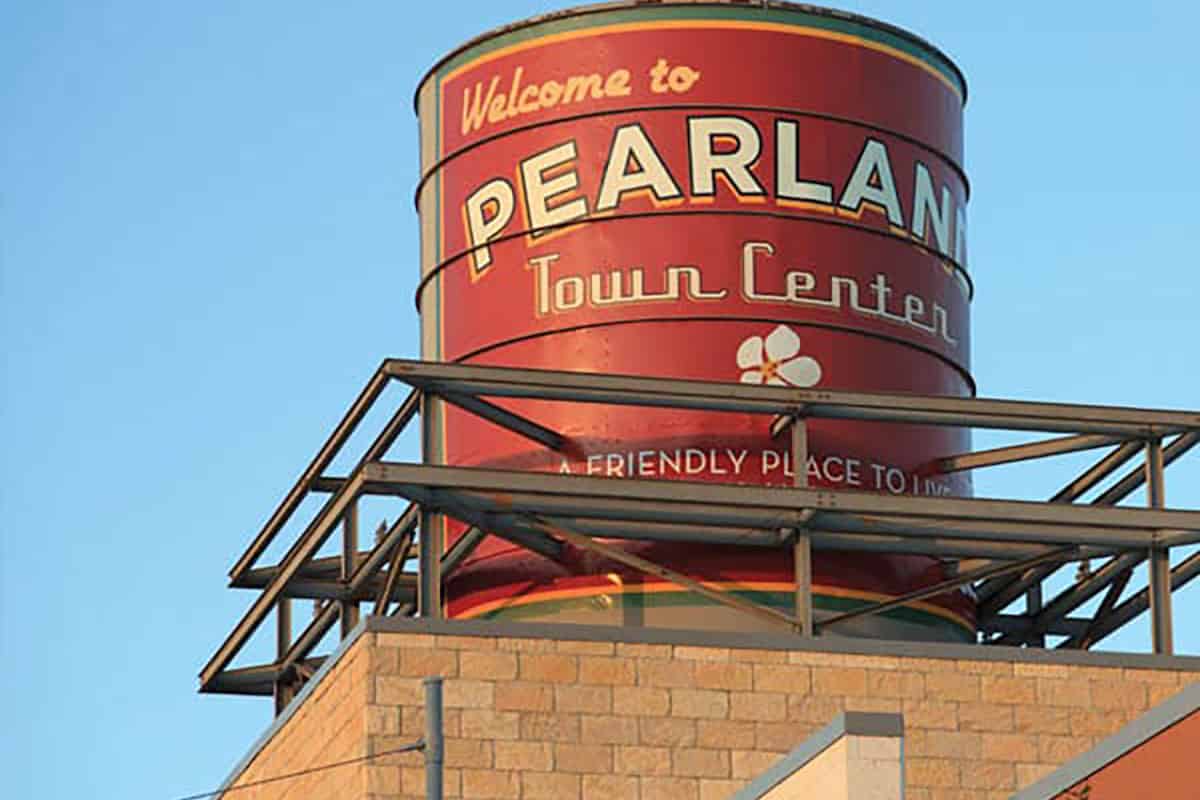 Downunda Pools serving Pearland, Texas