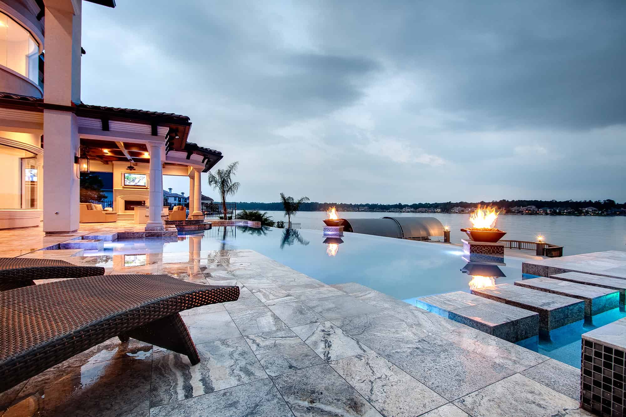 Infinity Edge Pools - The Woodlands Texas