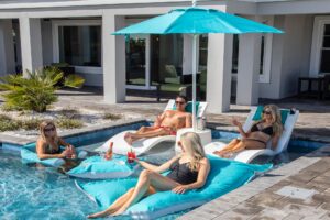 In Pool Ledge Lounger, Houston